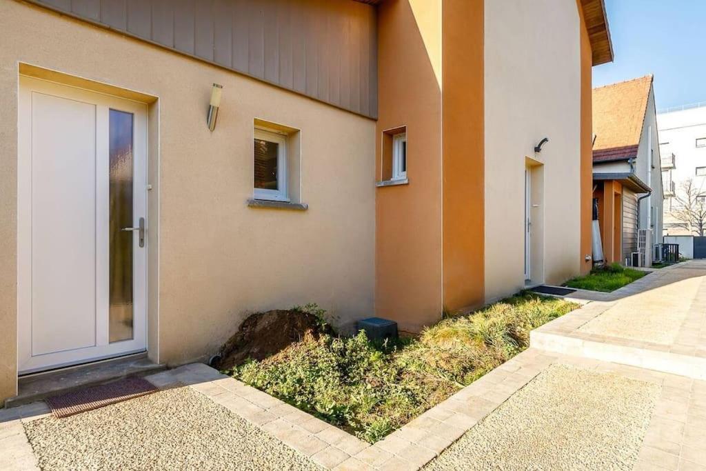 Ferienwohnung 4 Pers - Le Garden - 10 Min De Disney Bailly-Romainvilliers Exterior foto